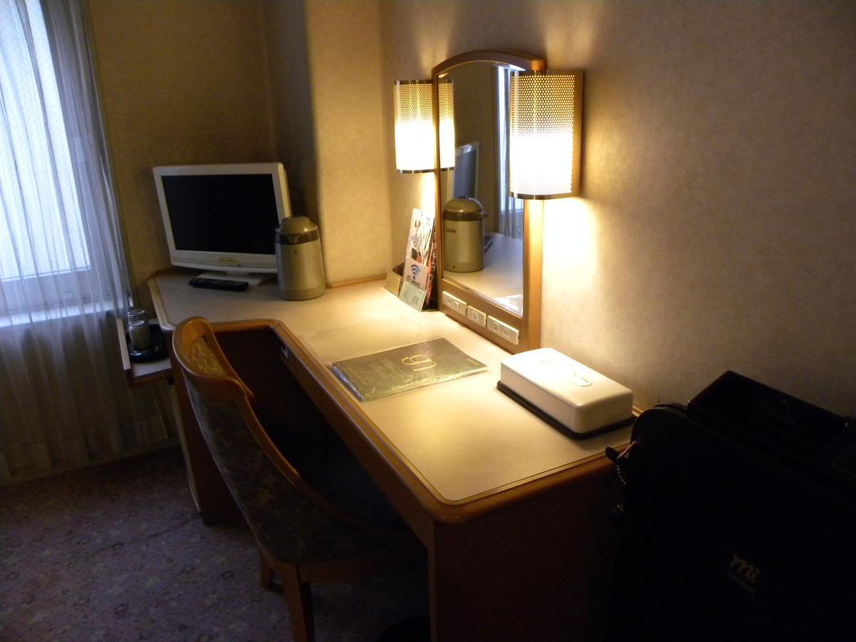Hotel New Green Okachimachi Токио Экстерьер фото