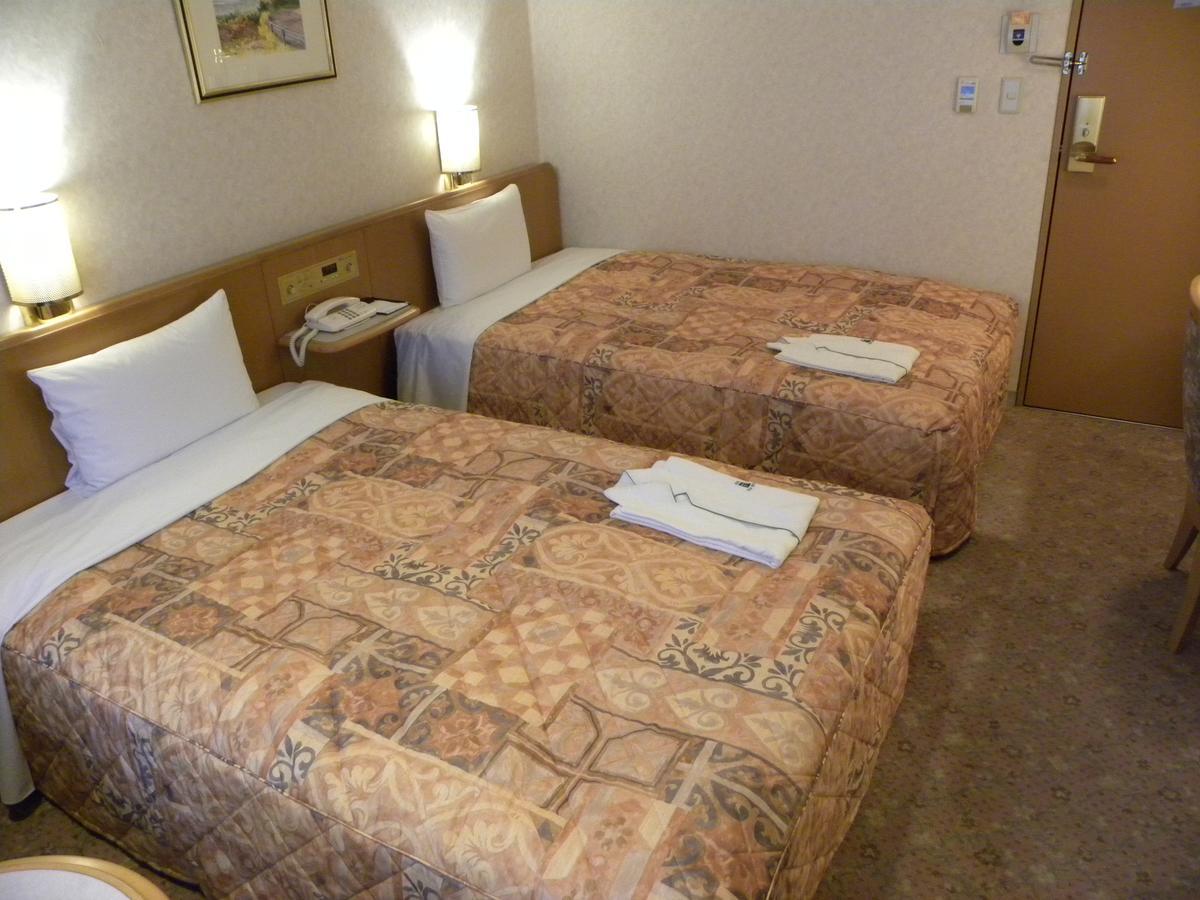 Hotel New Green Okachimachi Токио Экстерьер фото