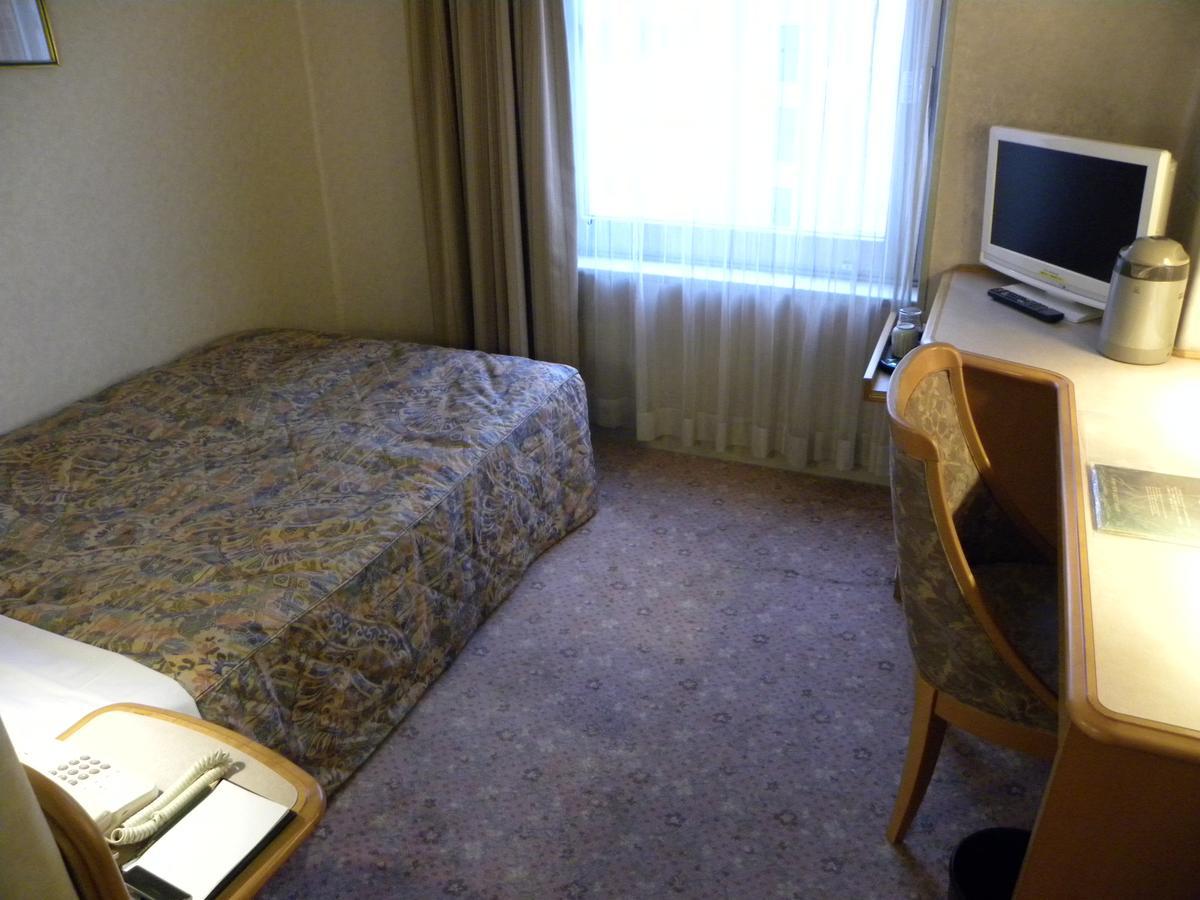 Hotel New Green Okachimachi Токио Экстерьер фото